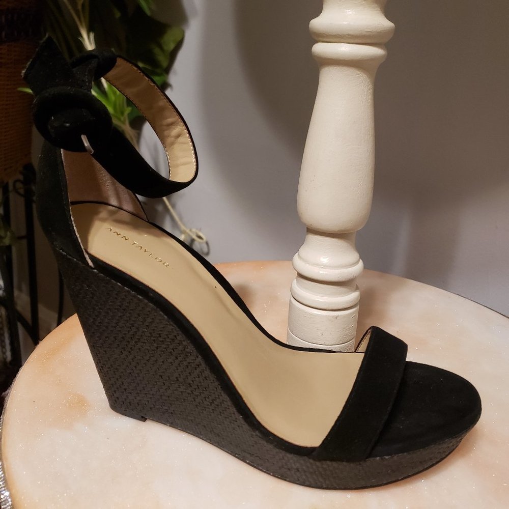New Ann Taylor Black Wedge Espadrilles